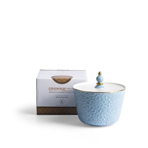 [ET2145]  Small Porcelain Vase From Crown - Blue